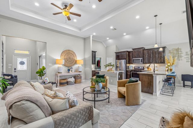 122 Comal Drive, Baytown, TX 77523
