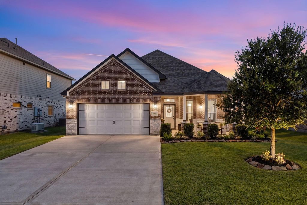 122 Comal Drive, Baytown, TX 77523