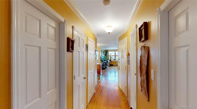 24026 70th Avenue 11A, Douglaston, NY 11362