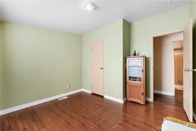 16079 Yarnell Street C35, Sylmar, CA 91342