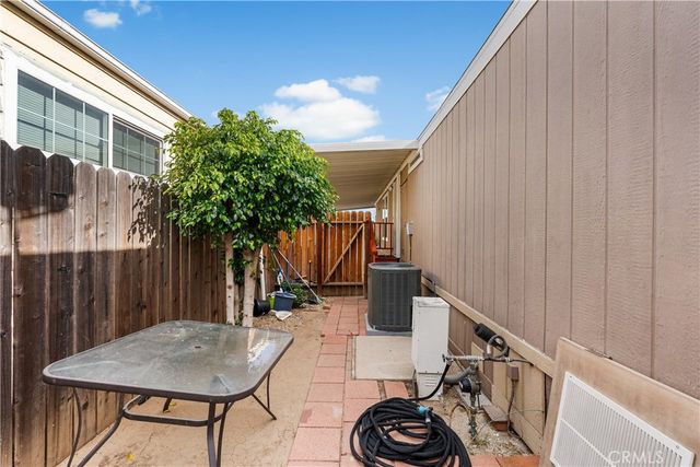16079 Yarnell Street C35, Sylmar, CA 91342