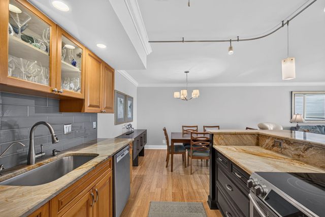 5440 N Ocean Drive 304, Singer Island, FL 33404