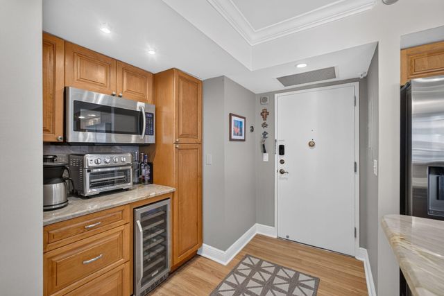 5440 N Ocean Drive 304, Singer Island, FL 33404