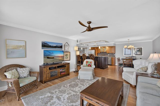 5440 N Ocean Drive 304, Singer Island, FL 33404