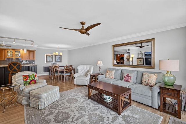 5440 N Ocean Drive 304, Singer Island, FL 33404