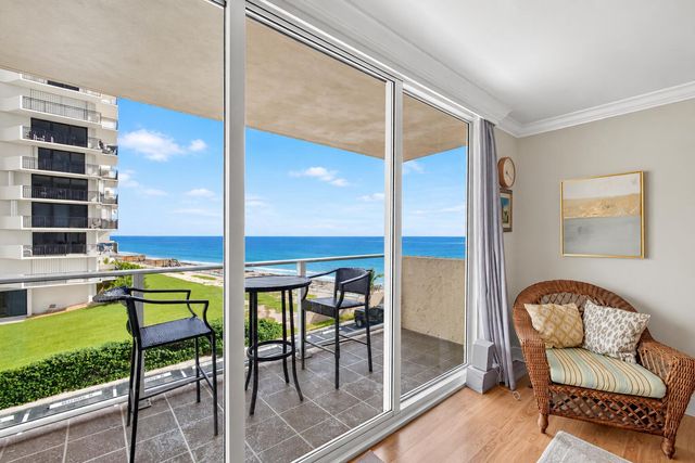 5440 N Ocean Drive 304, Singer Island, FL 33404