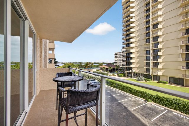 5440 N Ocean Drive 304, Singer Island, FL 33404