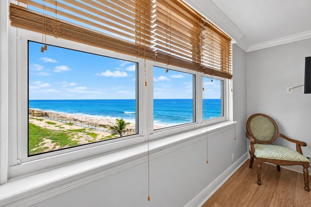 5440 N Ocean Drive 304, Singer Island, FL 33404