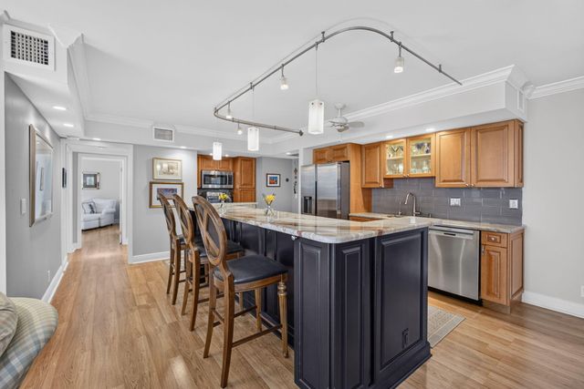 5440 N Ocean Drive 304, Singer Island, FL 33404