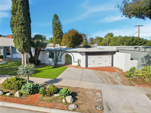 808 E Grand Blvd, Corona, CA 92879