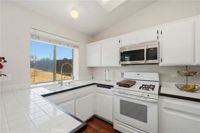 1182 Olive, Beaumont, CA 92223