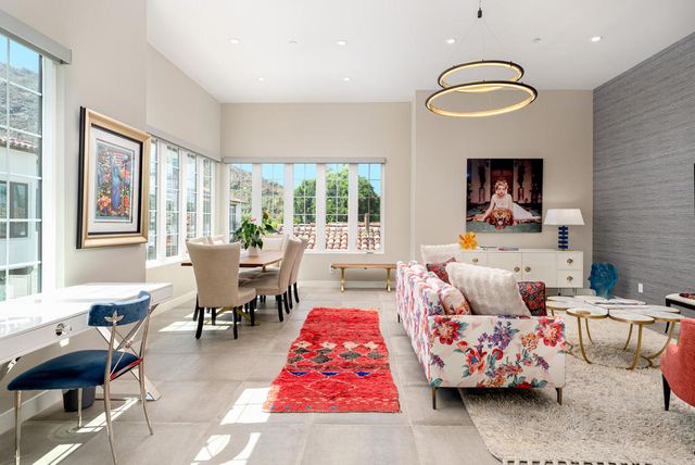 233 Calle La Soledad, Palm Springs, CA 92262