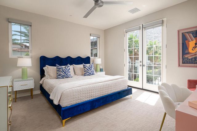 233 Calle La Soledad, Palm Springs, CA 92262