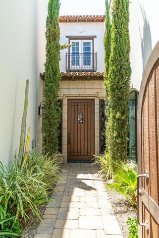 233 Calle La Soledad, Palm Springs, CA 92262