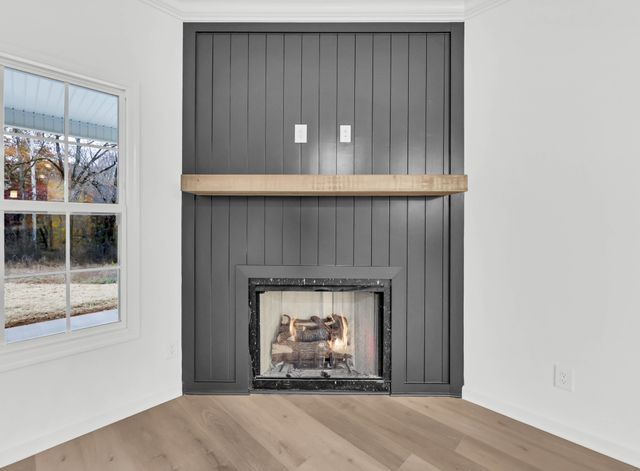 1330 English Oak Dr, Clarksville, TN 37043