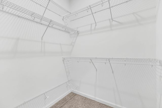 1330 English Oak Dr, Clarksville, TN 37043