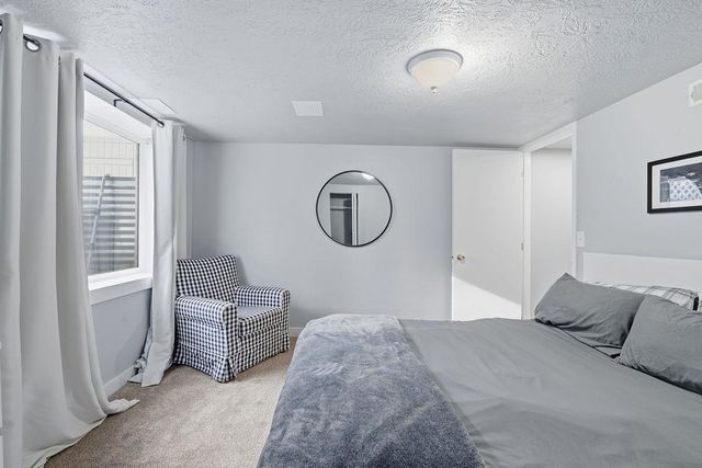 608 E 33rd Ave, Spokane, WA 99203