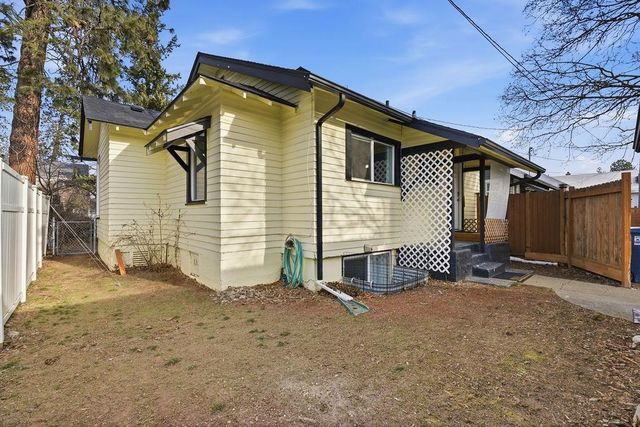 608 E 33rd Ave, Spokane, WA 99203