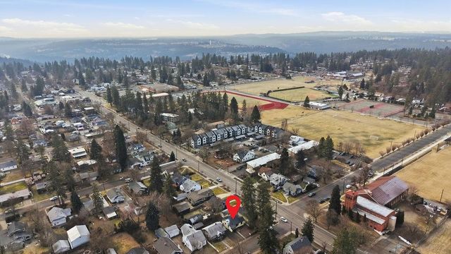 608 E 33rd Ave, Spokane, WA 99203
