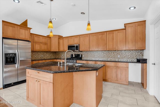 7940 E Constant Place, Tucson, AZ 85730