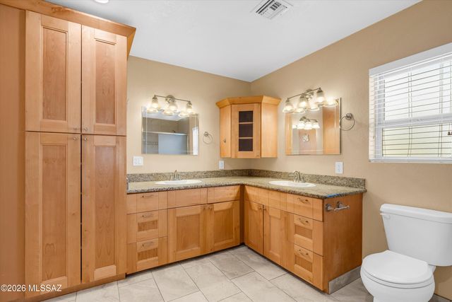 7940 E Constant Place, Tucson, AZ 85730