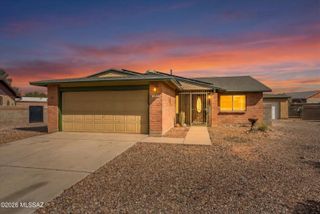 7940 E Constant Place, Tucson, AZ 85730