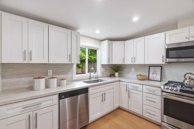 3318 Granada Avenue, Santa Clara, CA 95051