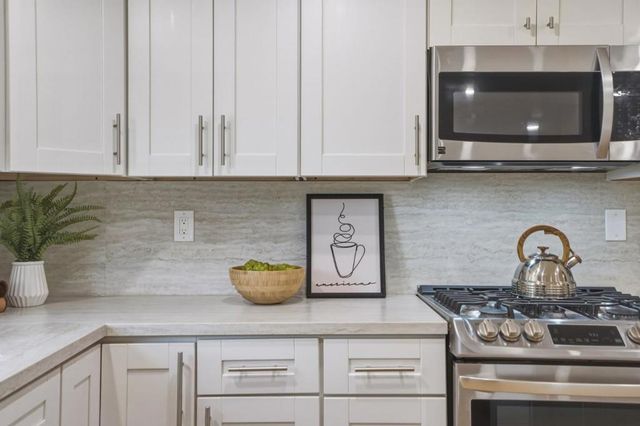 3318 Granada Avenue, Santa Clara, CA 95051
