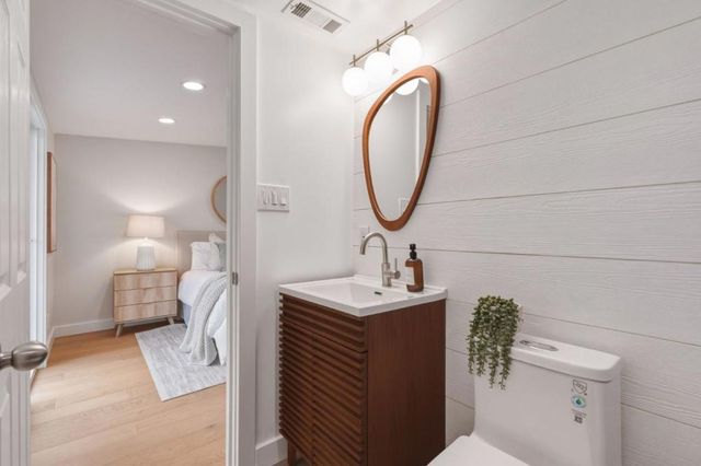 3318 Granada Avenue, Santa Clara, CA 95051