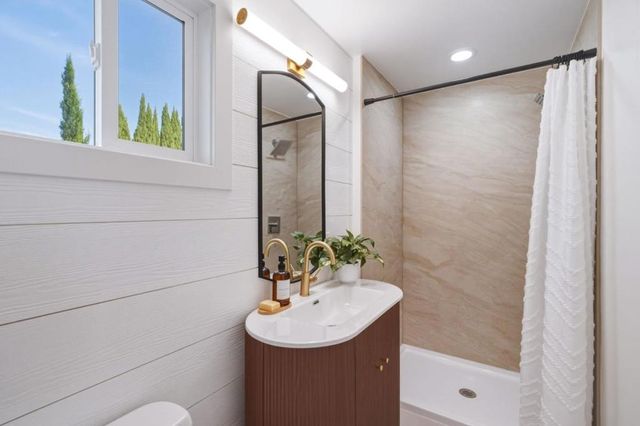 3318 Granada Avenue, Santa Clara, CA 95051