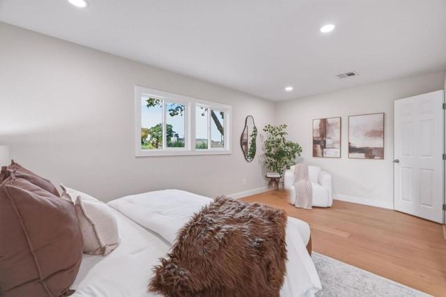 3318 Granada Avenue, Santa Clara, CA 95051