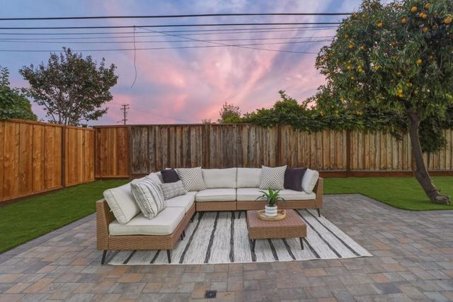 3318 Granada Avenue, Santa Clara, CA 95051
