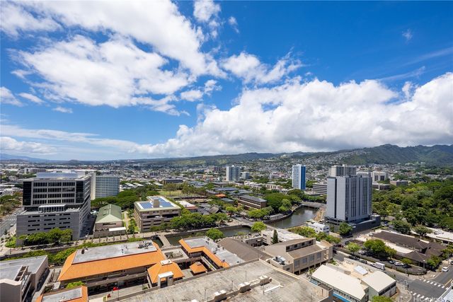 60 N Beretania Street 2203, Honolulu, HI 96817