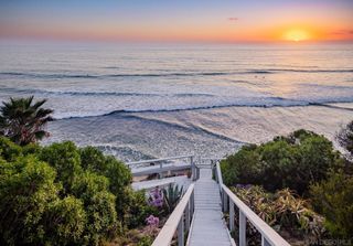 1036 Neptune Ave, Encinitas, CA 92024