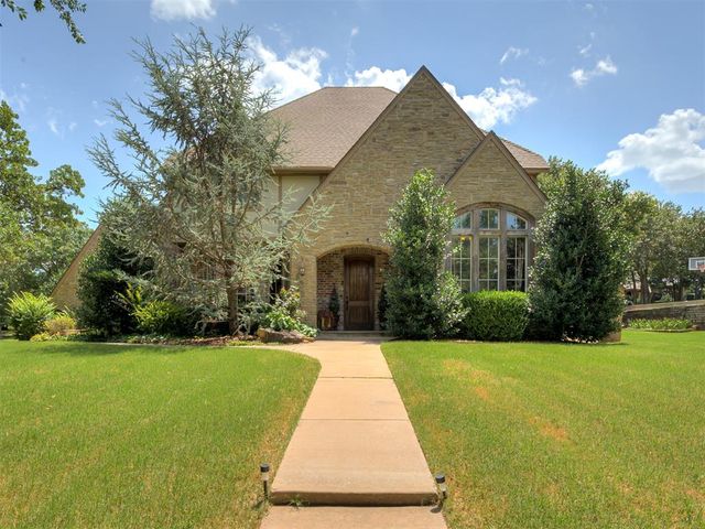 1956 Ella Court, Edmond, OK 73034