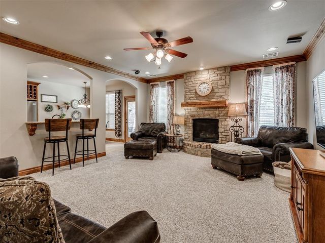 1956 Ella Court, Edmond, OK 73034