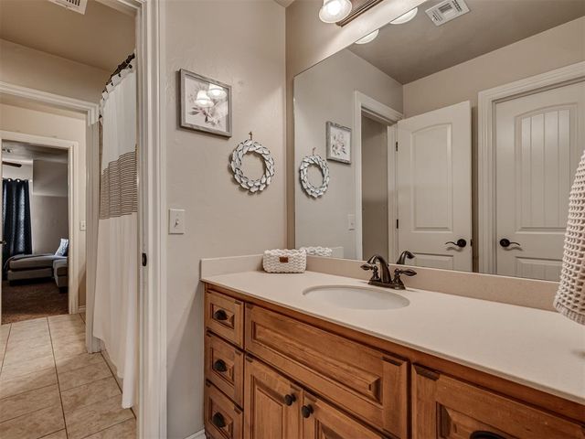 1956 Ella Court, Edmond, OK 73034