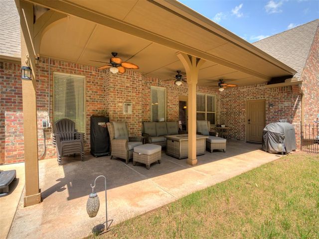 1956 Ella Court, Edmond, OK 73034
