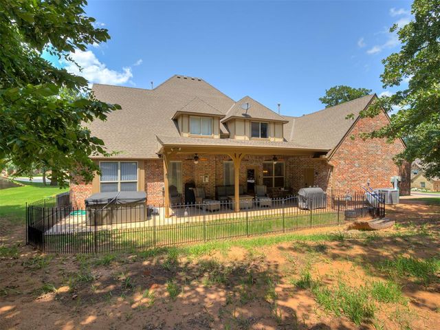 1956 Ella Court, Edmond, OK 73034