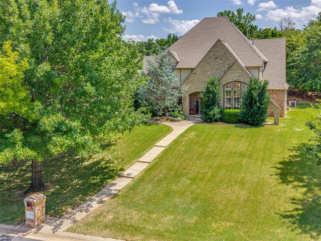 1956 Ella Court, Edmond, OK 73034