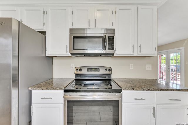 5730 SKY COUNTRY ST, San Antonio, TX 78247