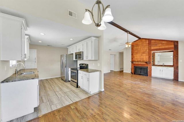 5730 SKY COUNTRY ST, San Antonio, TX 78247