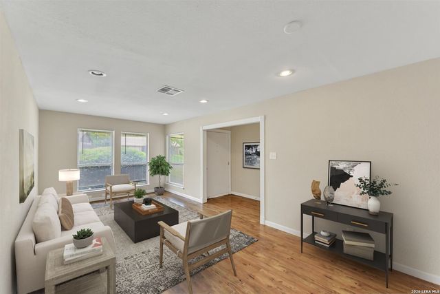 5730 SKY COUNTRY ST, San Antonio, TX 78247