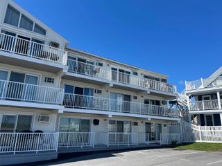 933 Ocean Blvd # 308, Hampton, NH 03842
