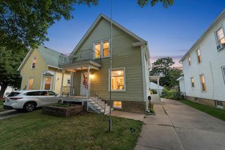 2105 Clarence AVENUE, Racine, WI 53405