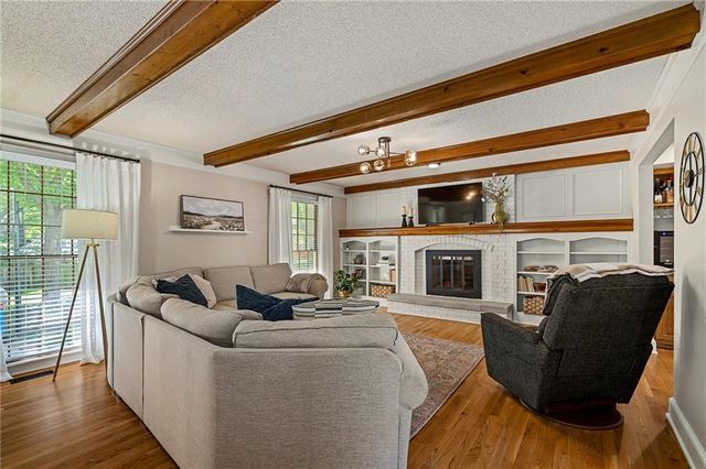 9613 W 123rd Street, Overland Park, KS 66213