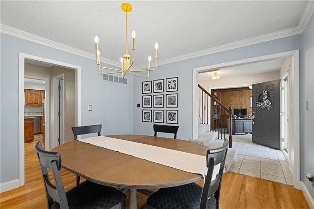 9613 W 123rd Street, Overland Park, KS 66213