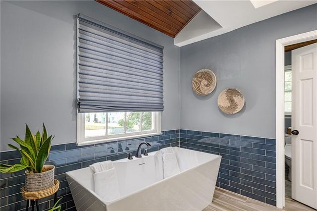 9613 W 123rd Street, Overland Park, KS 66213