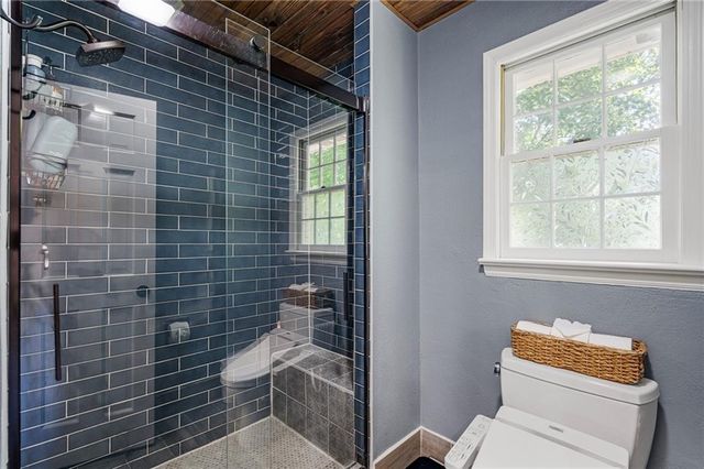 9613 W 123rd Street, Overland Park, KS 66213