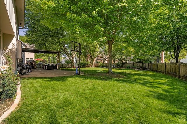 9613 W 123rd Street, Overland Park, KS 66213